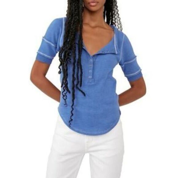 Free People on the Run Cotton Blend Henley in Delft at Nordstrom, Size Large - Picture 1 of 3